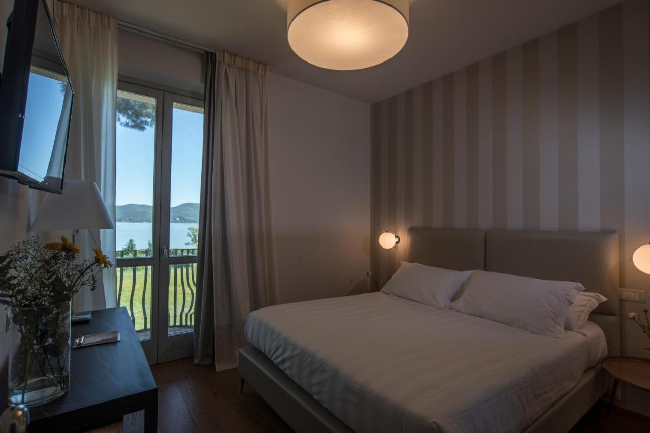Isola Polvese Resort Castiglione del Lago Bagian luar foto