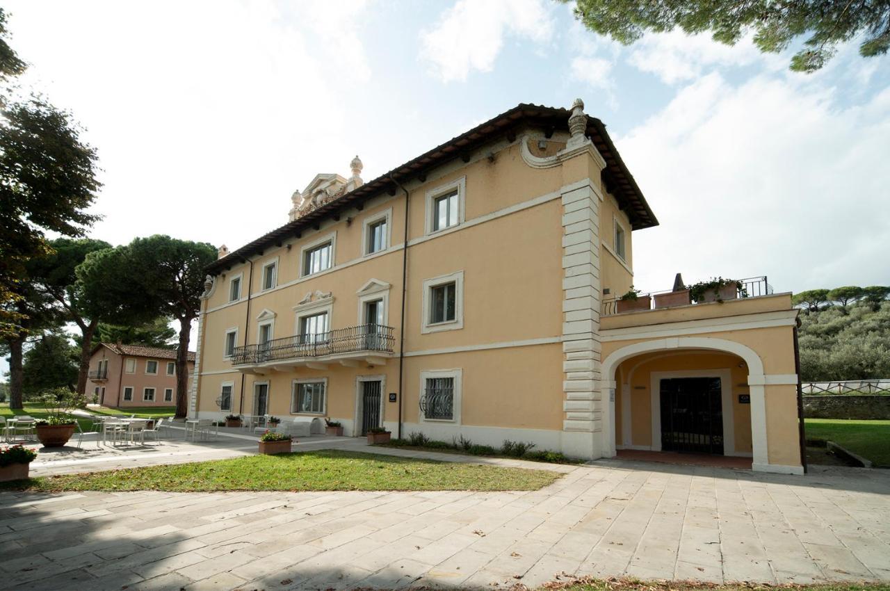Isola Polvese Resort Castiglione del Lago Bagian luar foto