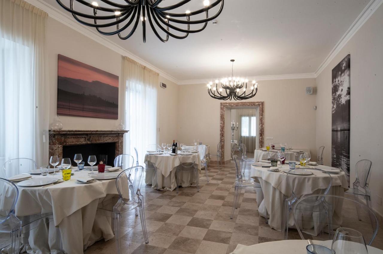 Isola Polvese Resort Castiglione del Lago Bagian luar foto